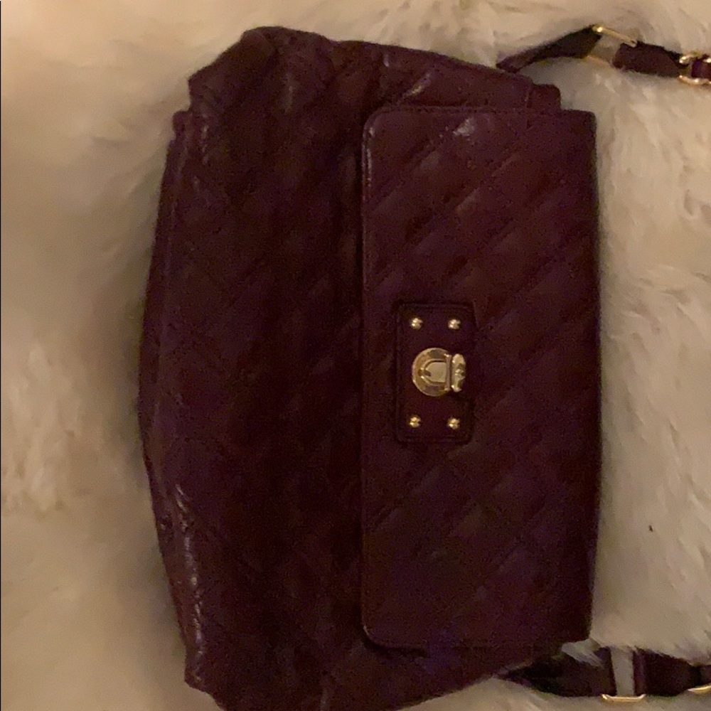 Mark Jacobs burgundy quilted shoulder bag